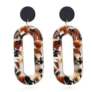 Zero hoops in acrylic